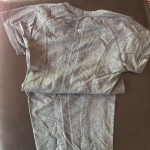 Lululemon run swiftly T-shirt